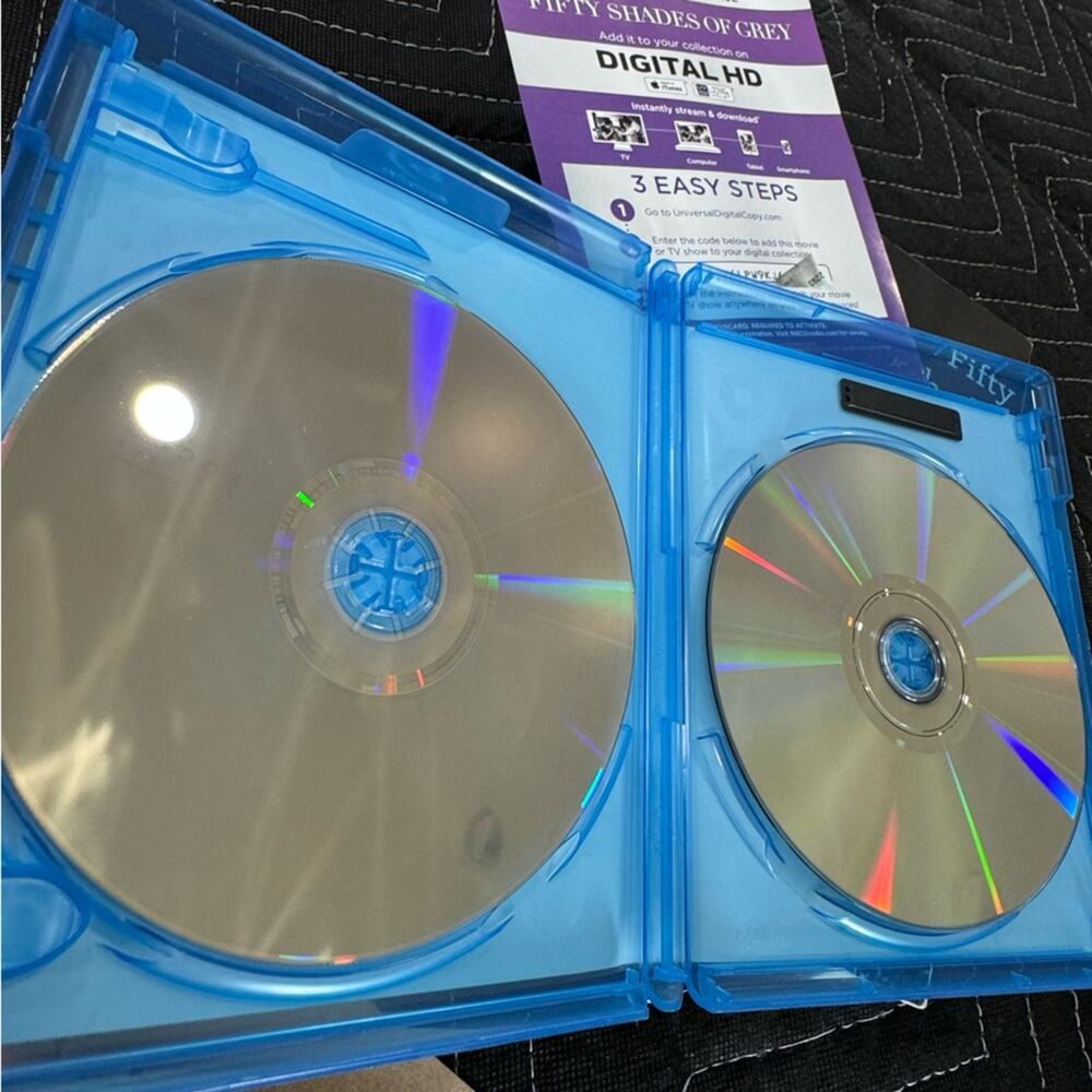 Fifty Shades of Grey Fifty Shades Darker Books + BLURay + DVD 📀 Unrated Version - Picture 3 of 5